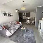 Apartment Pink Sky *