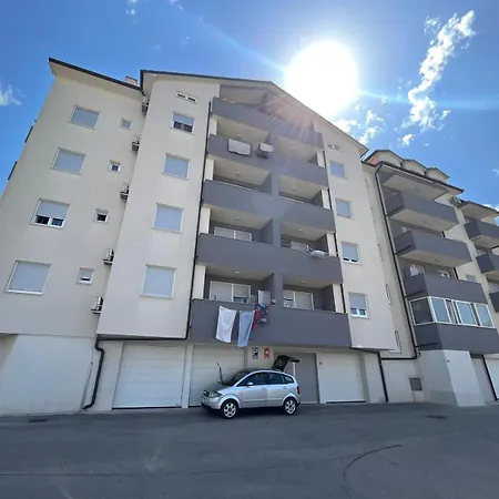 Apartment Pink Sky Pula
